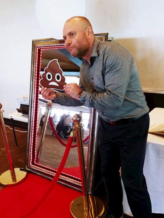 photo booth prop rentals minneapolis